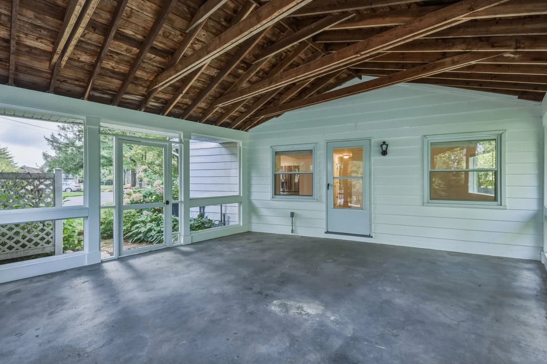 Photo of 34 Skyridge Ln