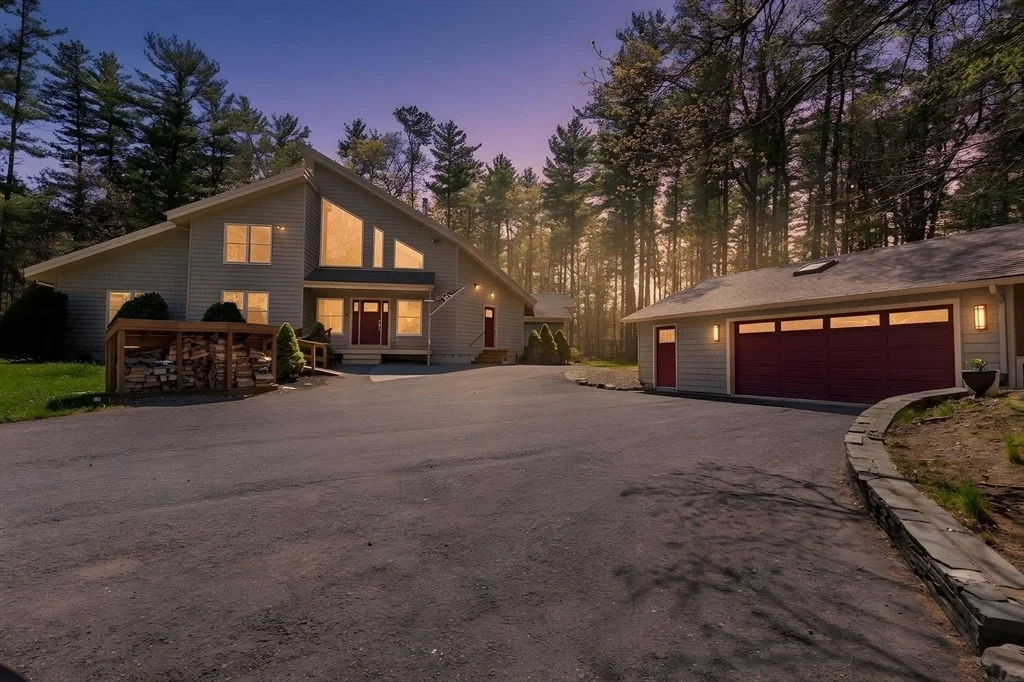 Photo of 8 Dunham Rd