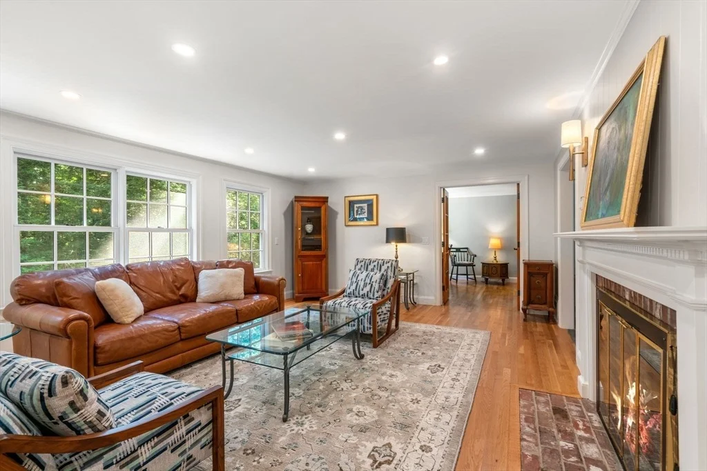 Photo of 156 Cherry Brook Rd