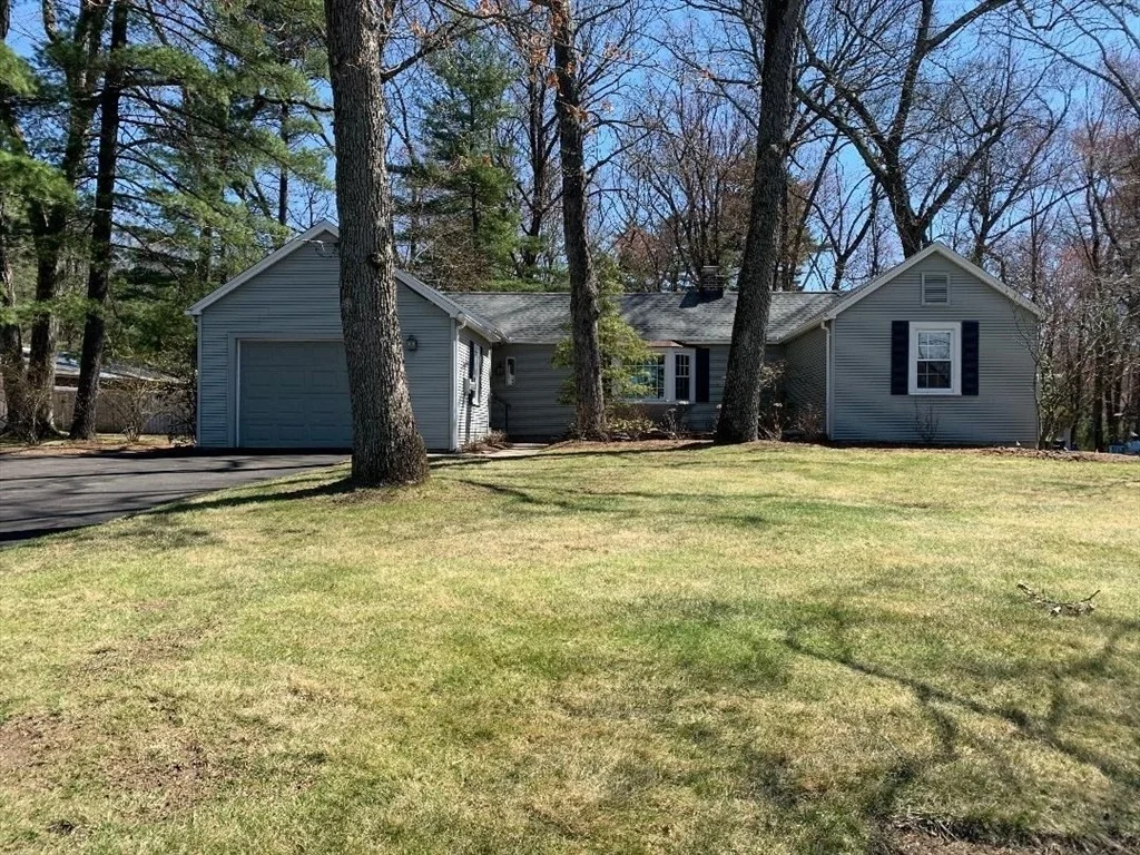 Photo of 320 Maple St