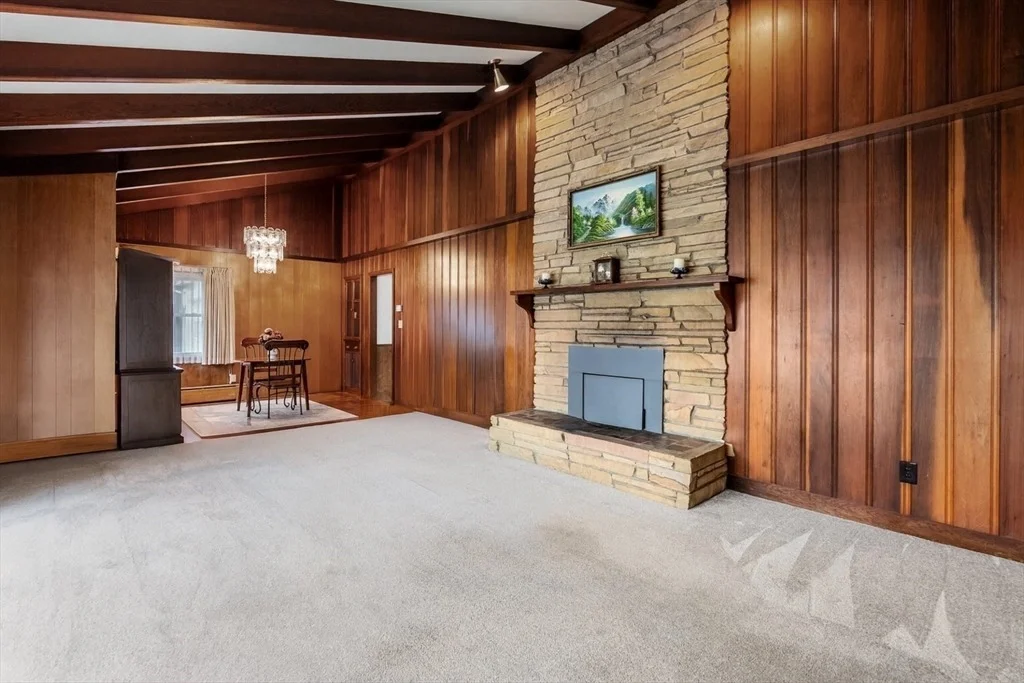 Photo of 11 Highland Cir