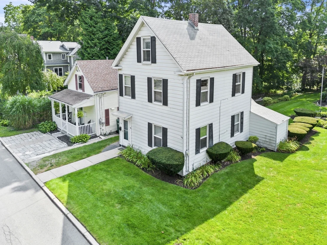 Photo of 76 Harrison Ave
