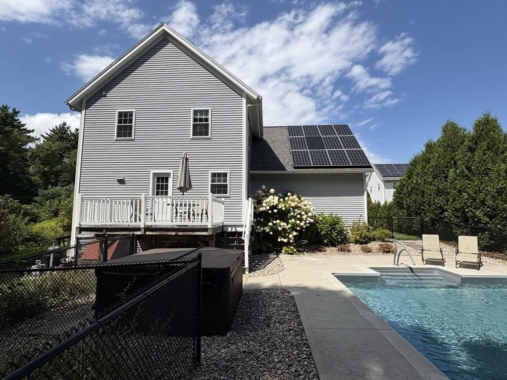 Photo of 15 River Valley Way