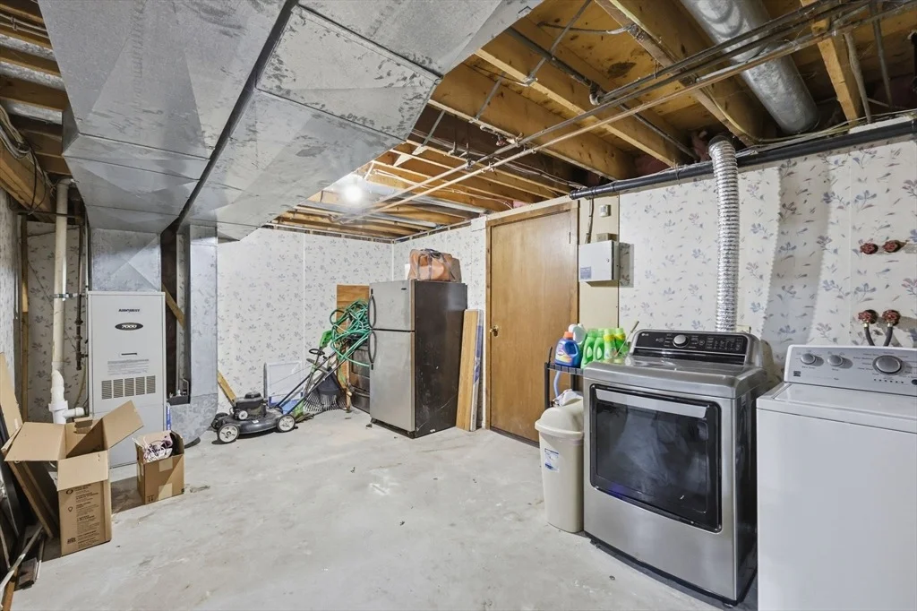 Photo of 164 Arnold Ave