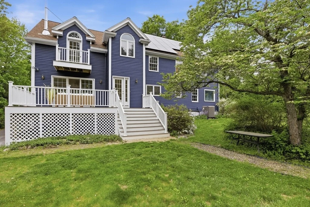 Photo of 106 Concord Rd