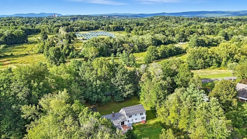 Photo of 178 W Pomeroy Lane