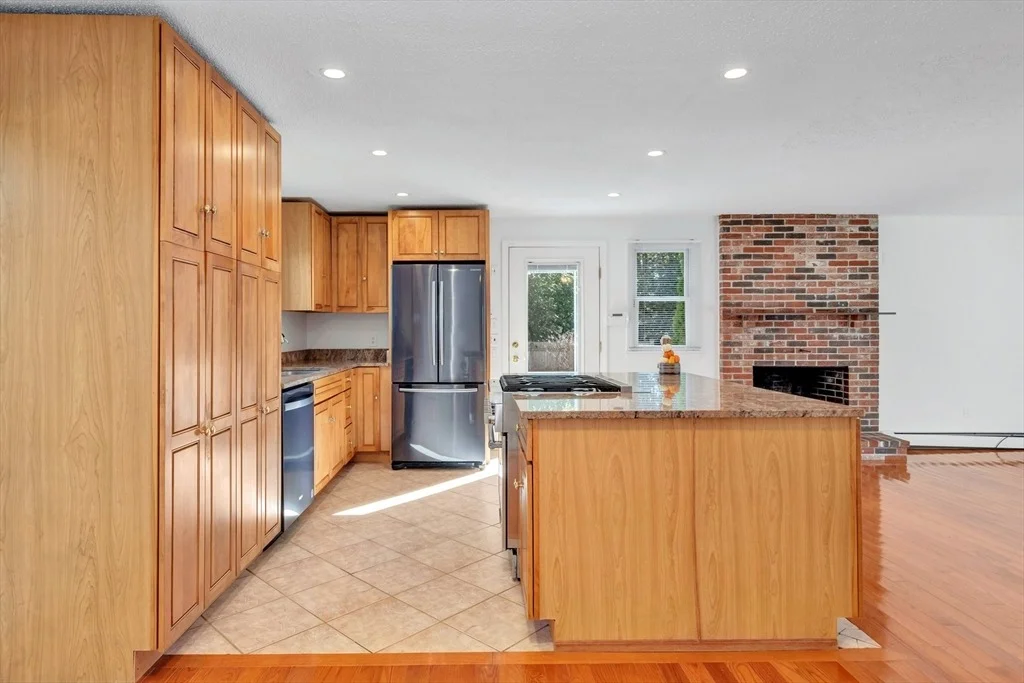 Photo of 50 Laurel St