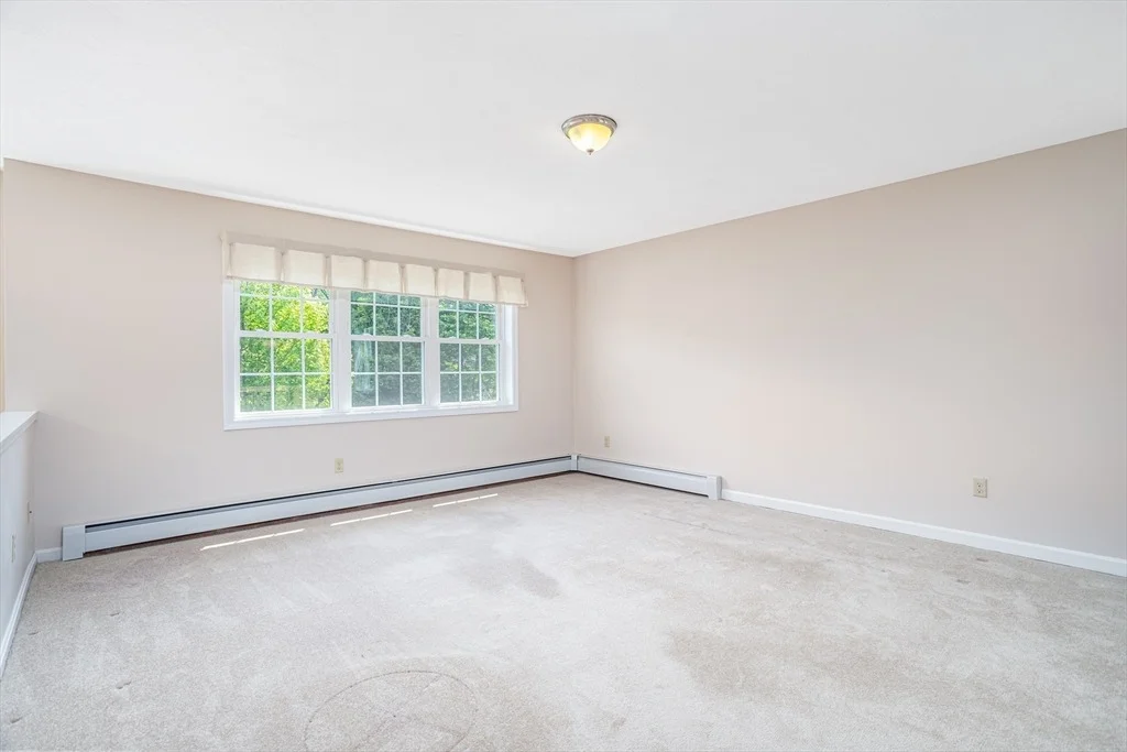 Photo of 380 Leo Drive