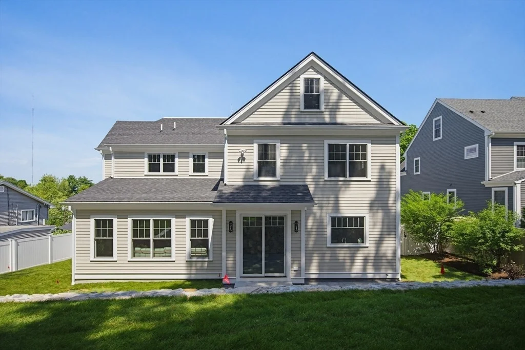 Photo of 70 Woodbine Circle