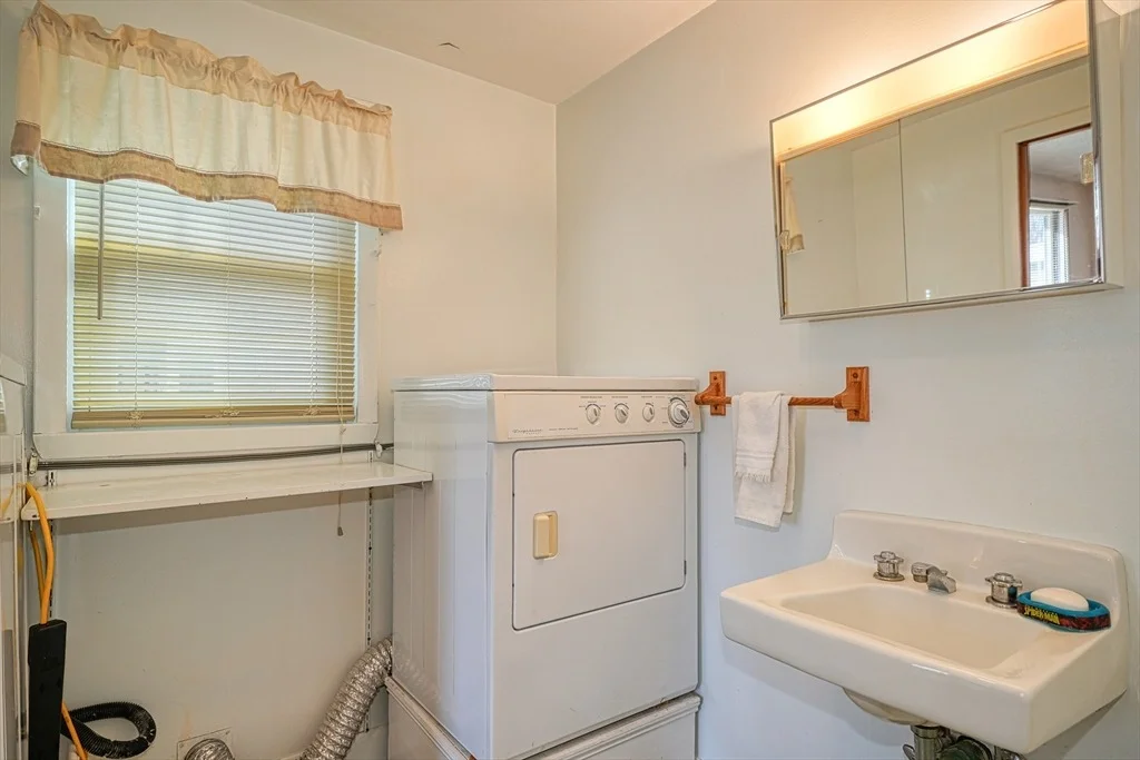 Photo of 25 Randall Rd