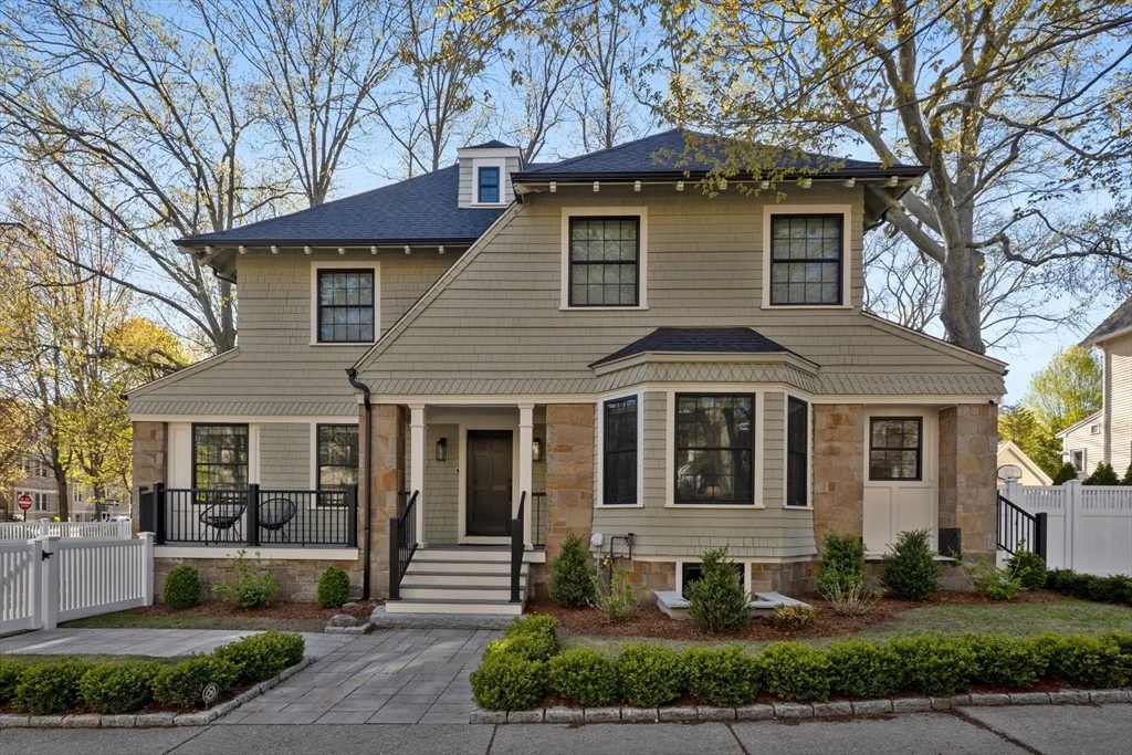 Photo of 8 Stetson St