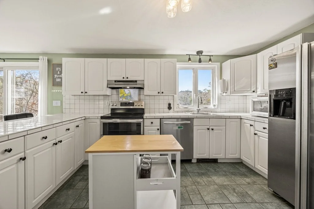 Photo of 7 Santuit Pond Rd