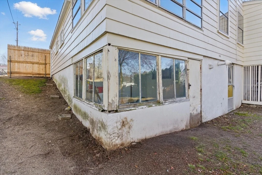 Photo of 12 Sanger Ave