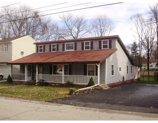 Photo of 32 Waterman Rd