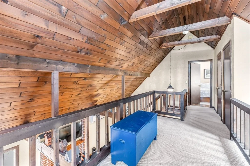 Photo of 105 Shoreline Dr
