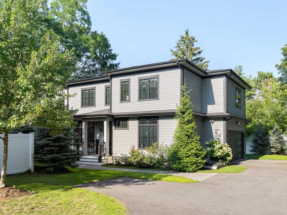 Photo of 32 Lantern Ln