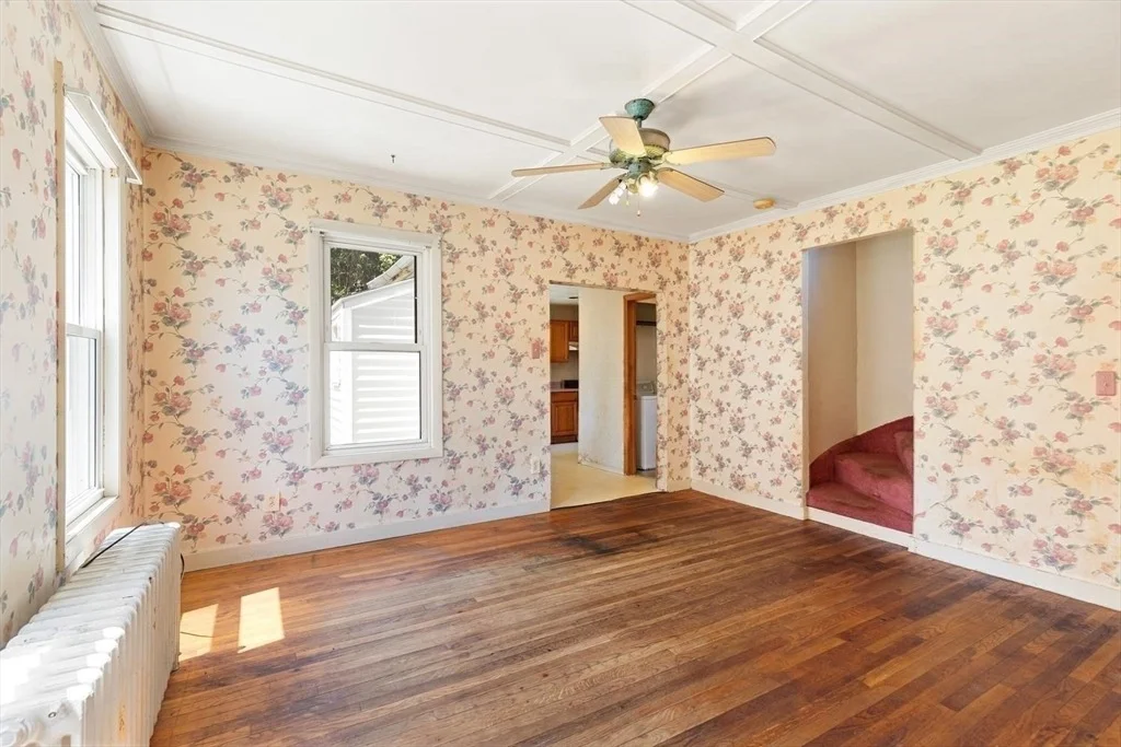 Photo of 12 Lookout St.