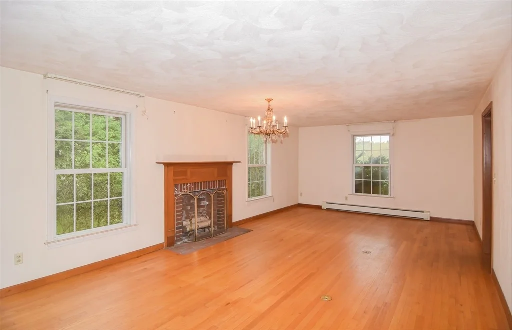 Photo of 356 Linebrook Rd.