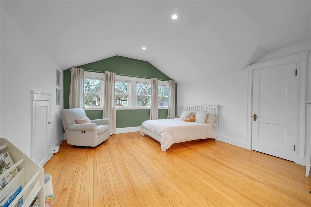 Photo of 41 Commonwealth Ave