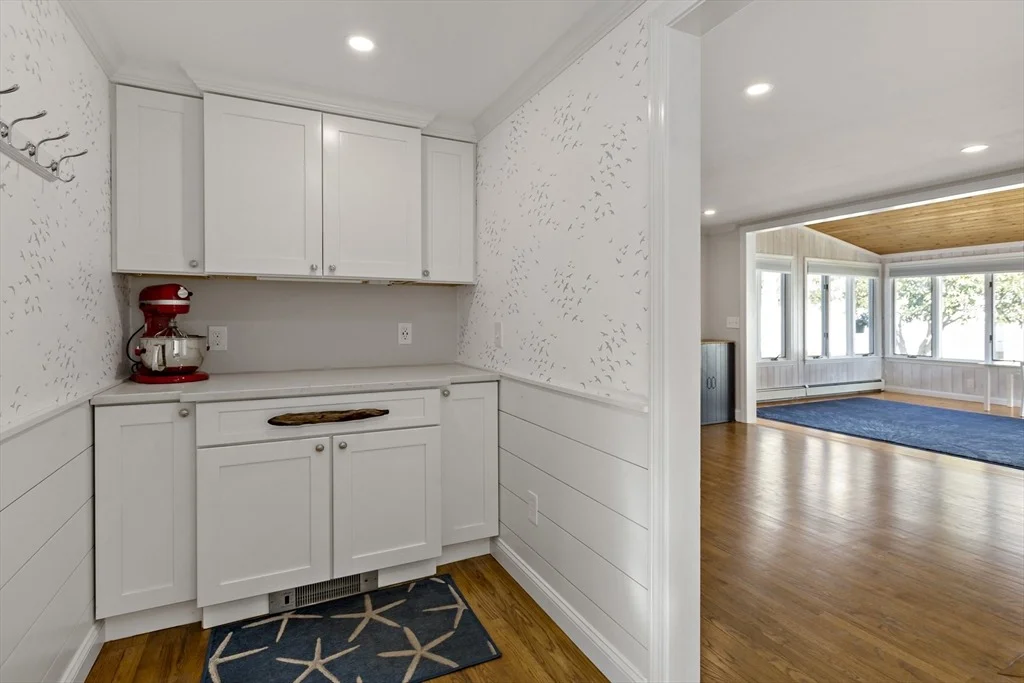 Photo of 50 Deerfield Road