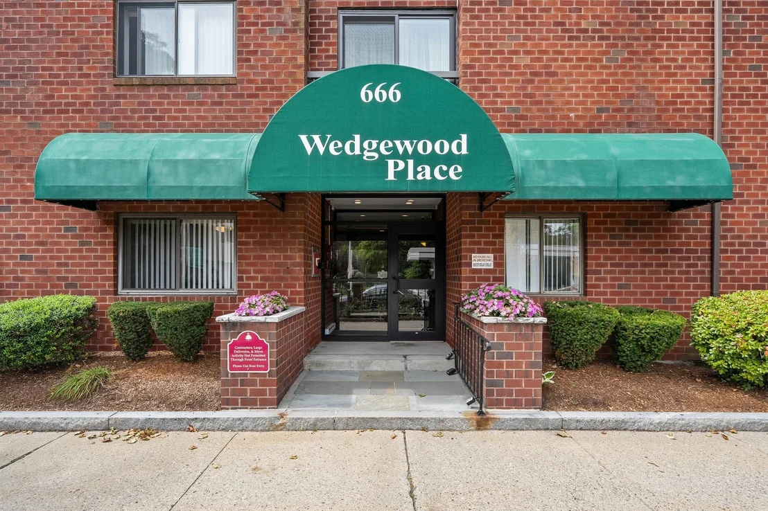 Photo of Unit 310 at 666 Main St