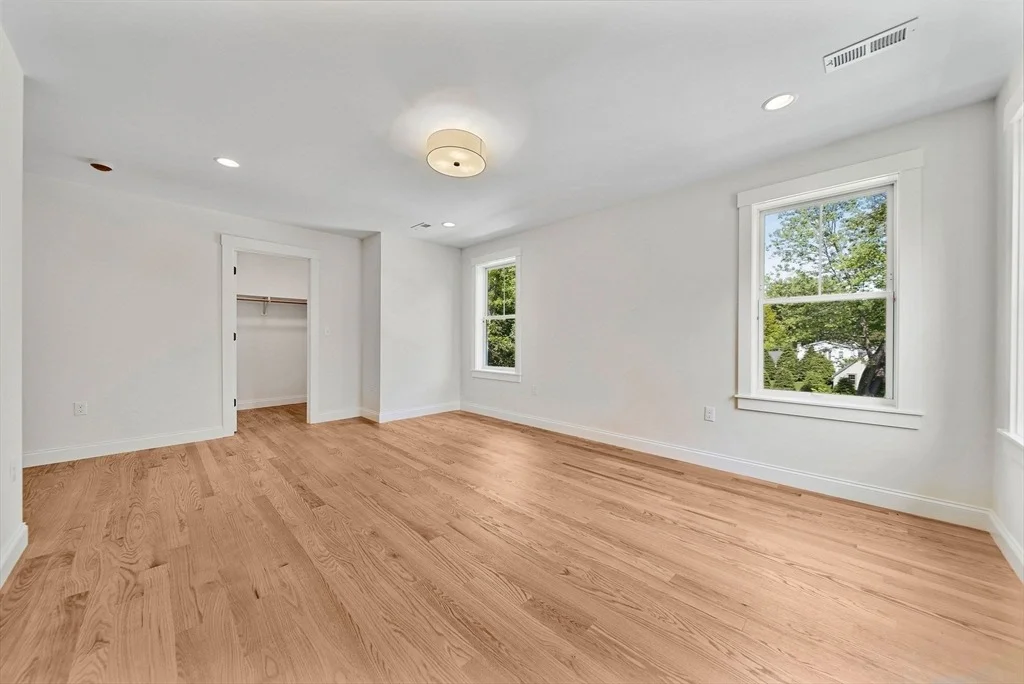 Photo of 120 Lawton Road