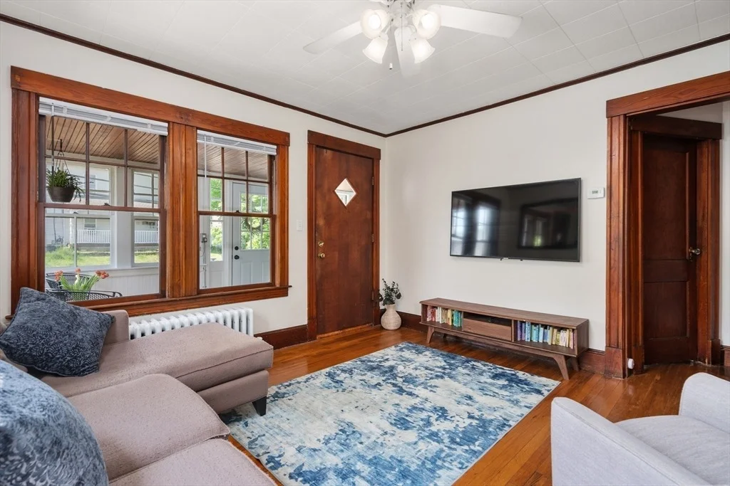 Photo of 352 Whiting
