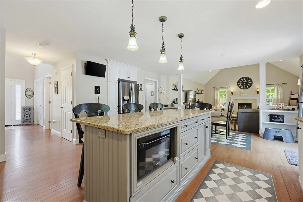 Photo of 42 Shining Rock Dr