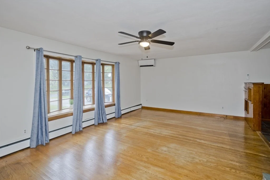 Photo of 42 Catalina Dr
