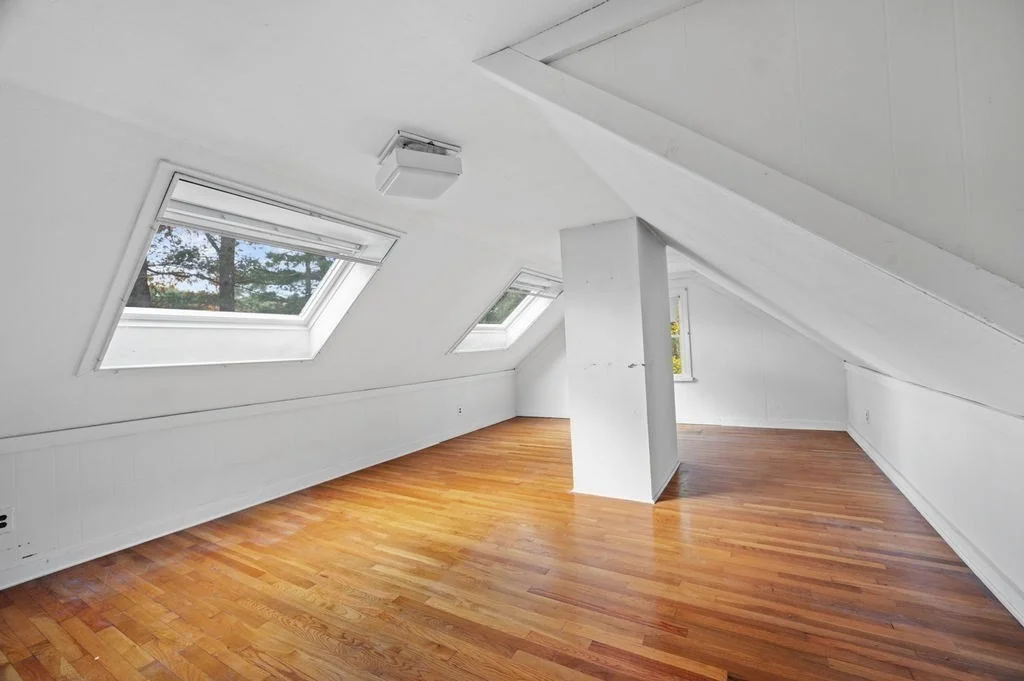 Photo of 10 Standish Way