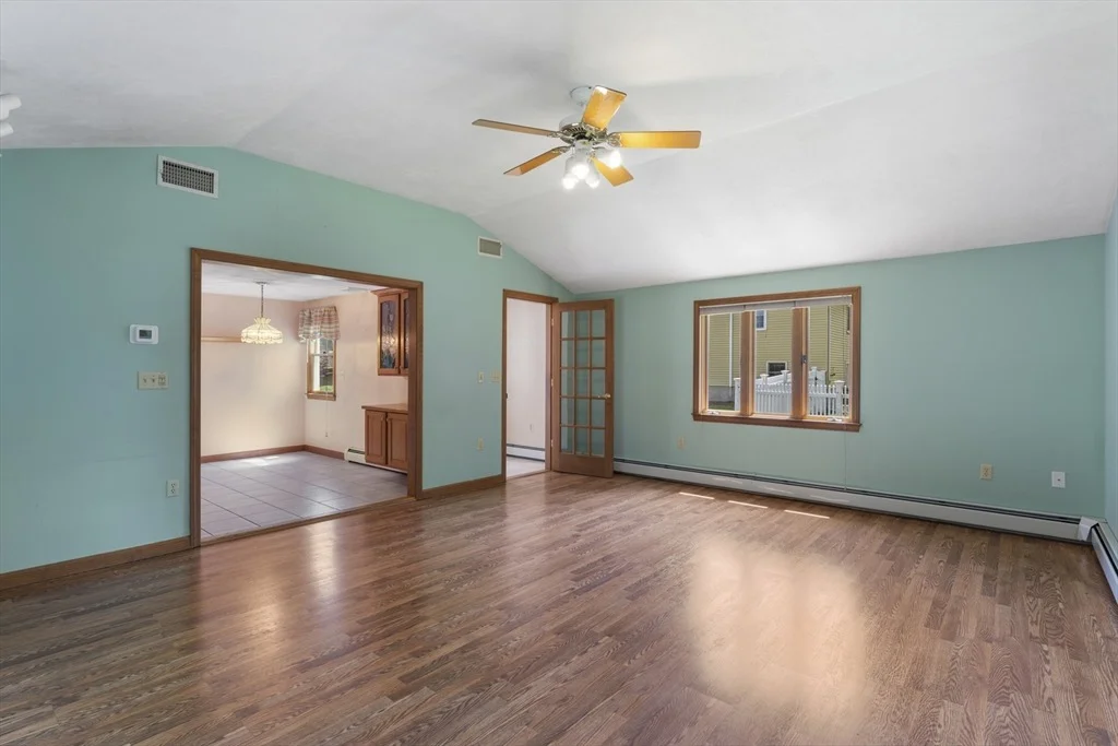 Photo of 1 Robin Road