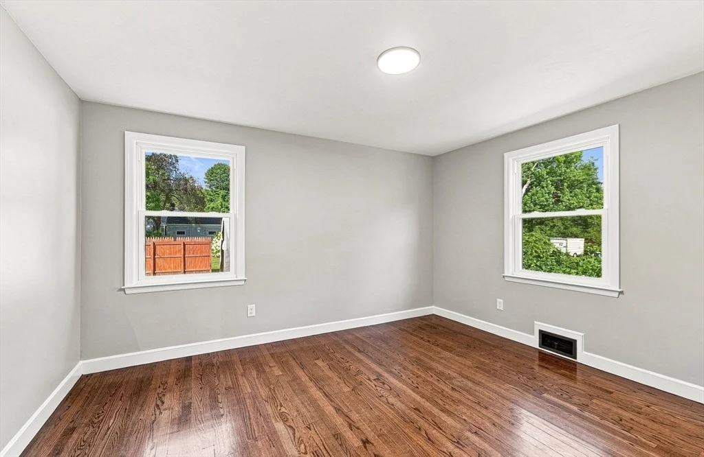 Photo of 3 Maplelawn Dr