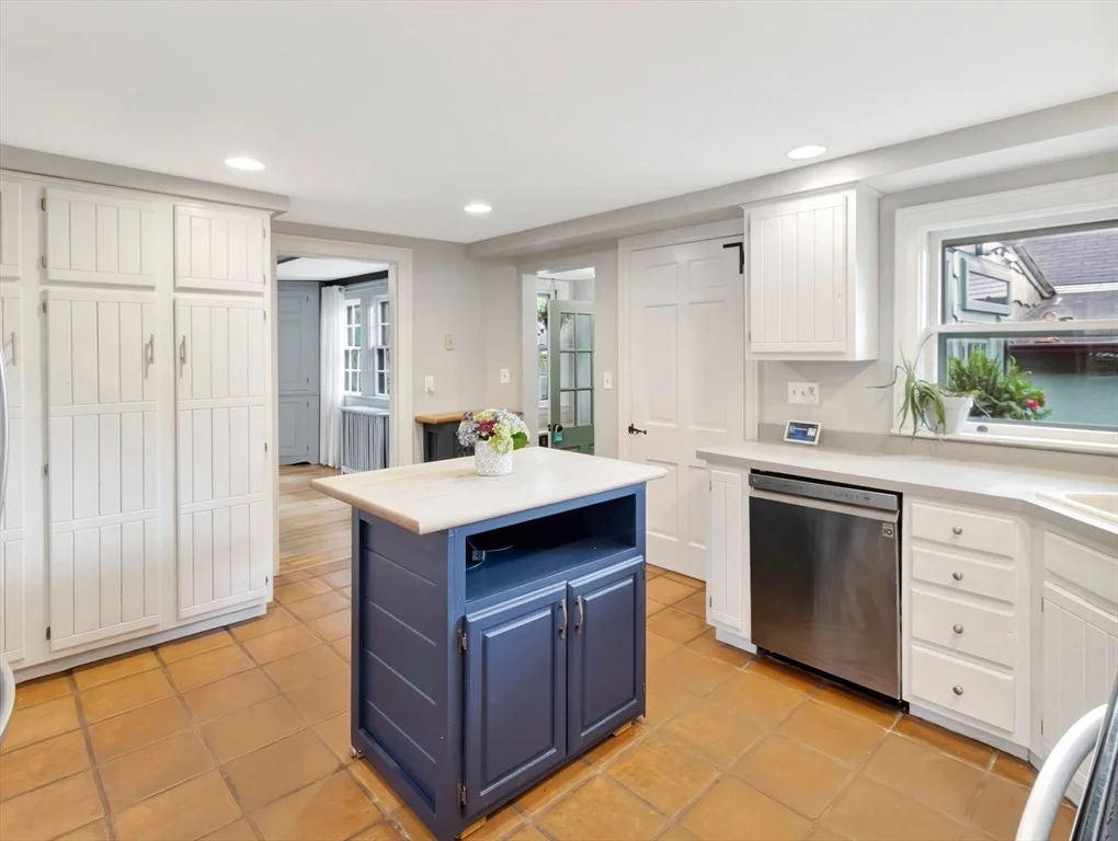 Photo of 387 Willow Street