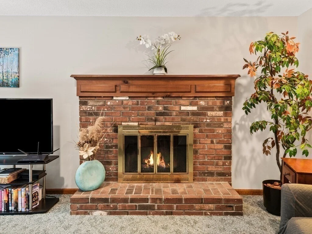 Photo of 3 Oakwood Dr