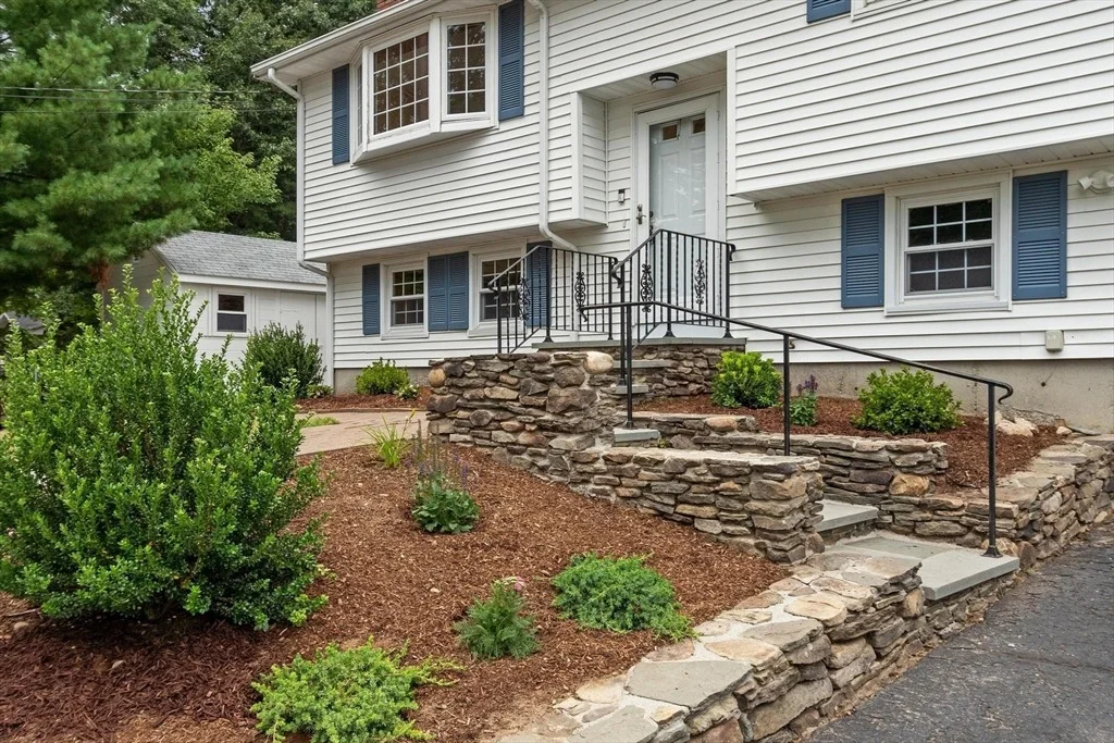 Photo of 156 Mill St