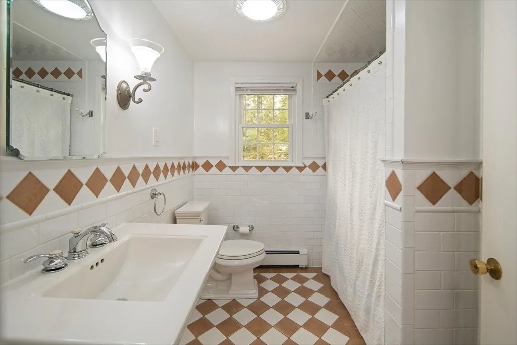Photo of 42 Riverside Dr.