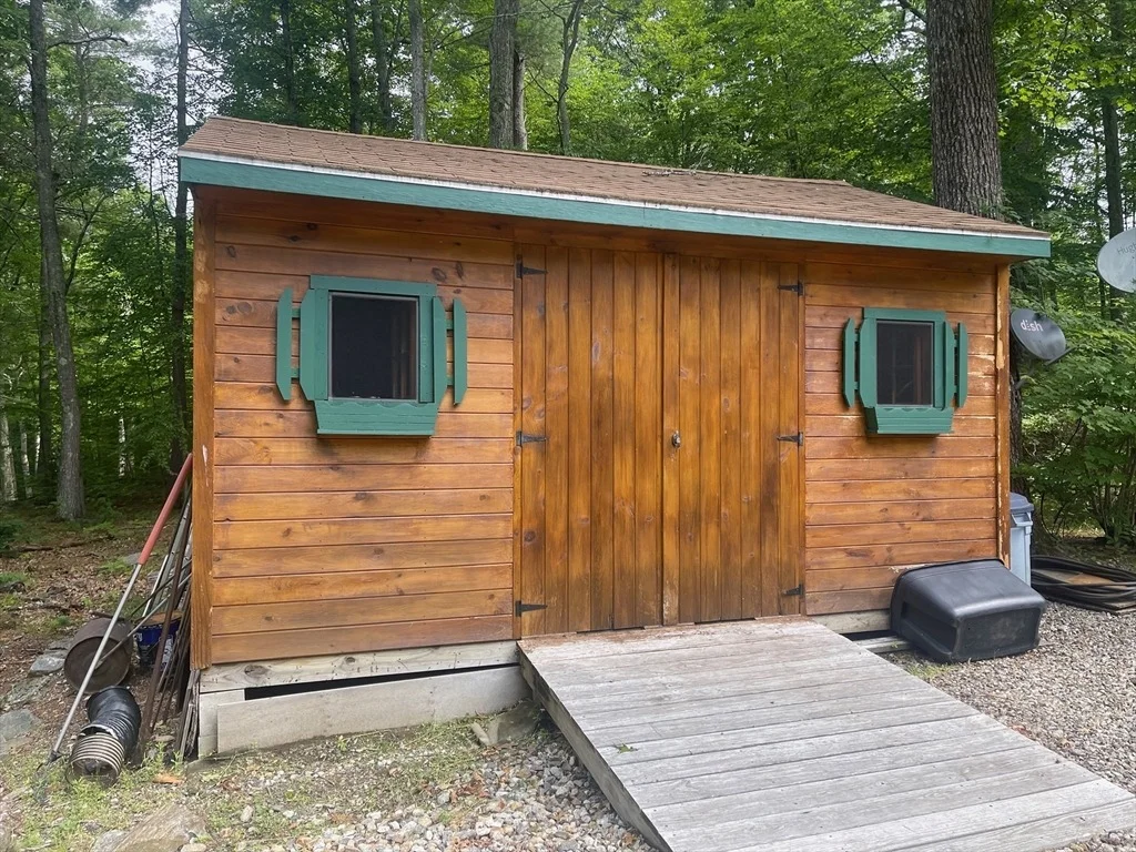 Photo of 149 Nichewaug Rd
