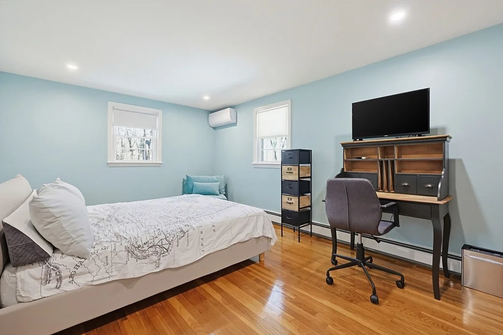 Photo of 6 Duggan Dr