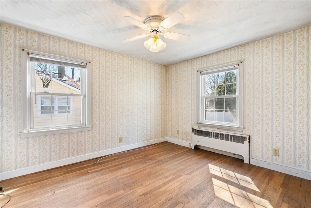 Photo of 14 Hillside Road