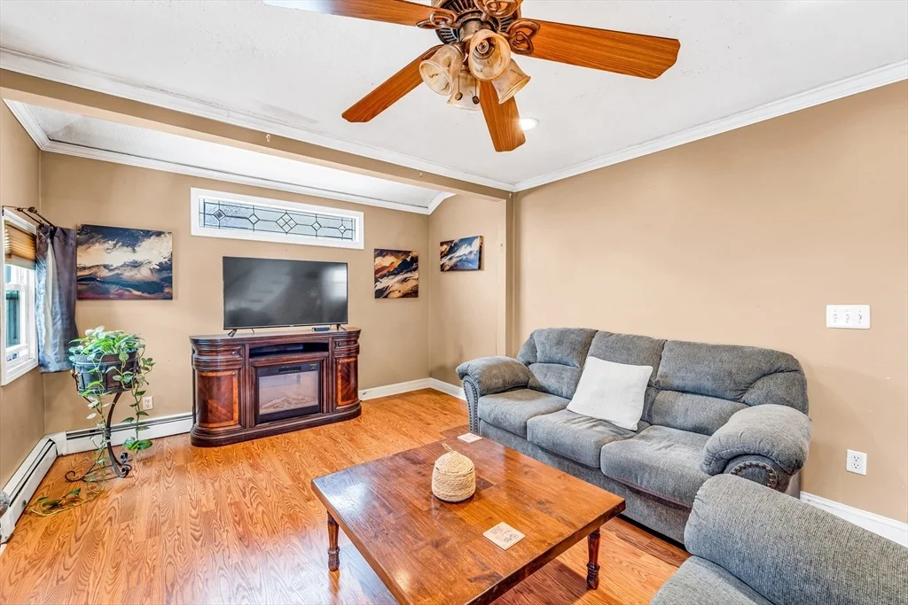 Photo of 50 Walnut St