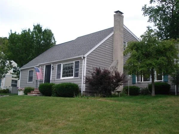 Photo of 32 School St