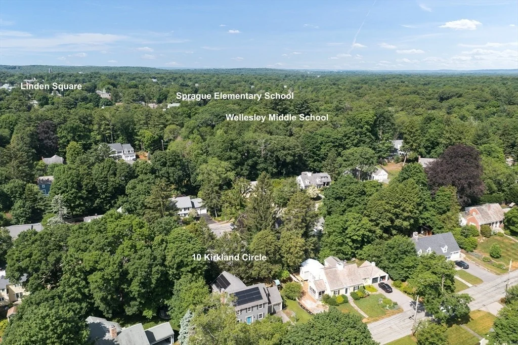 Photo of 10 Kirkland Circle
