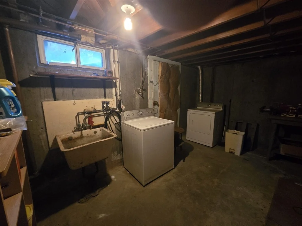 Photo of 242 Hendrick St