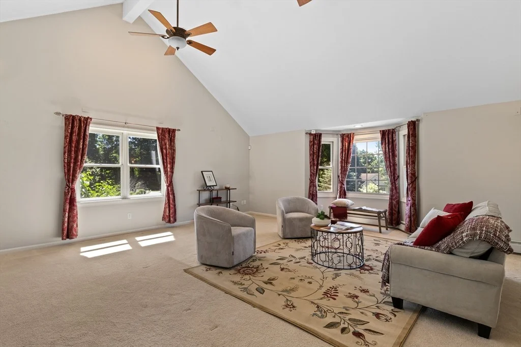 Photo of 49 Larson Ave