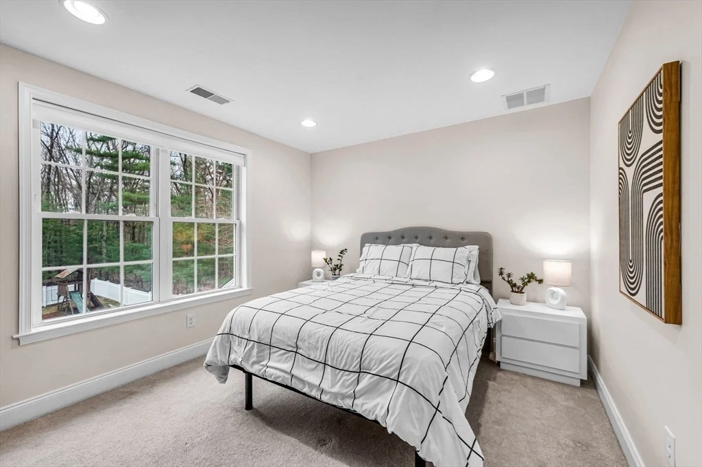 Photo of 16 York Cir