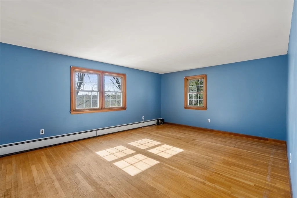 Photo of 89 Center Rd