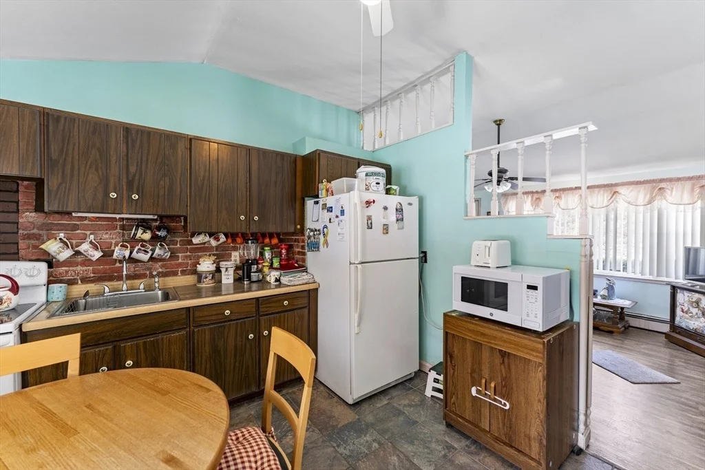 Photo of 172 Sunridge Dr