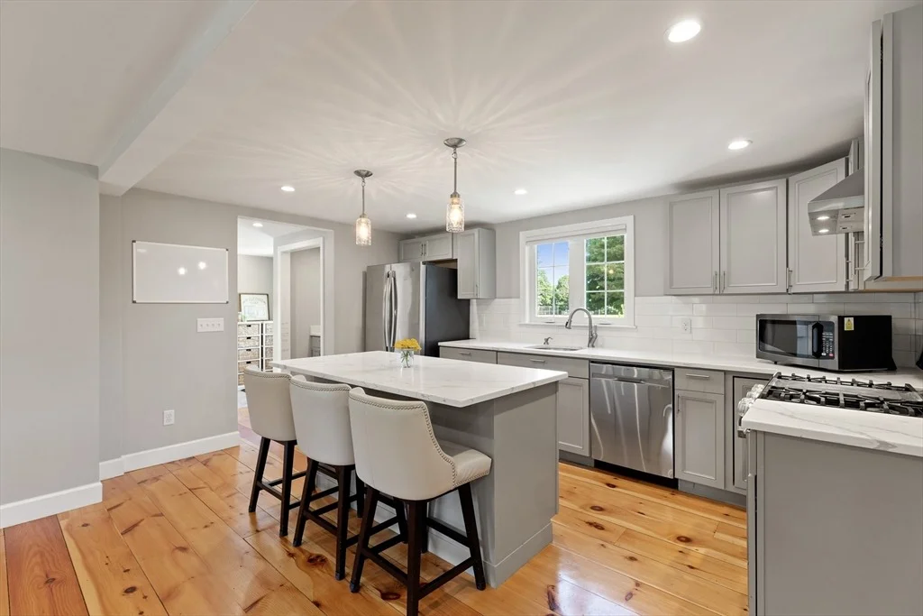 Photo of 14 Bruce Ln