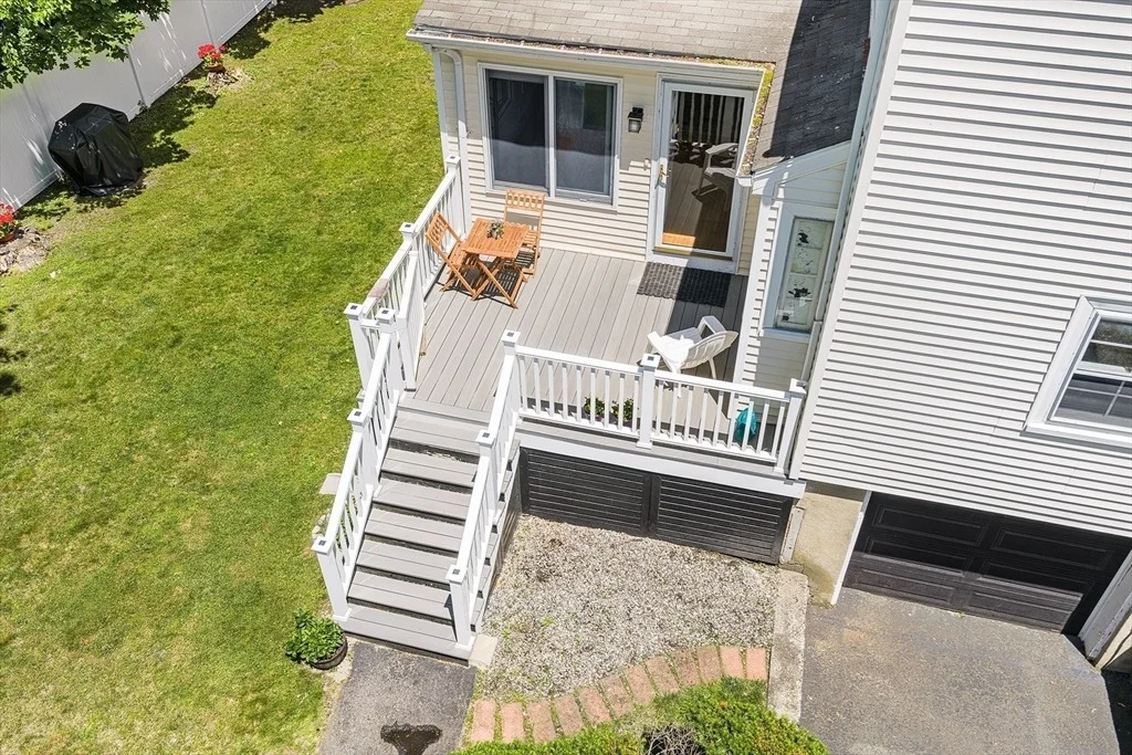 Photo of 21 Bartlett Ave