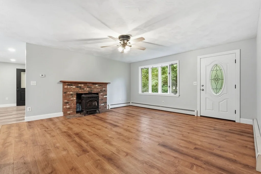 Photo of 226 Plumtree Rd